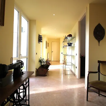 Face To Face With The Apartment Pettenasco